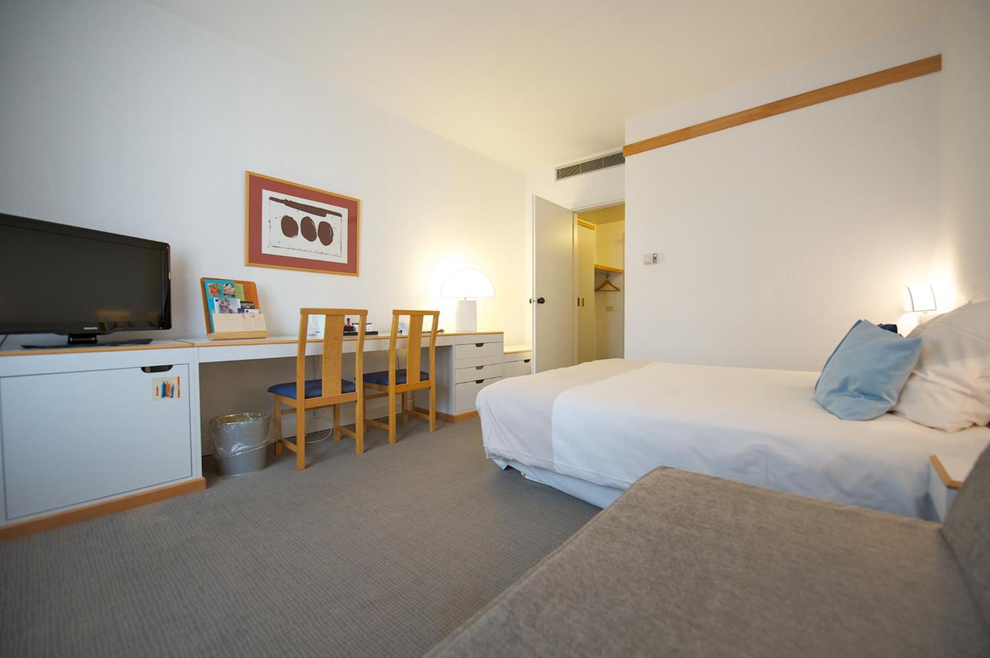 Chambre Double Standard avec 1 Lit Double et 1 Canapé-Lit